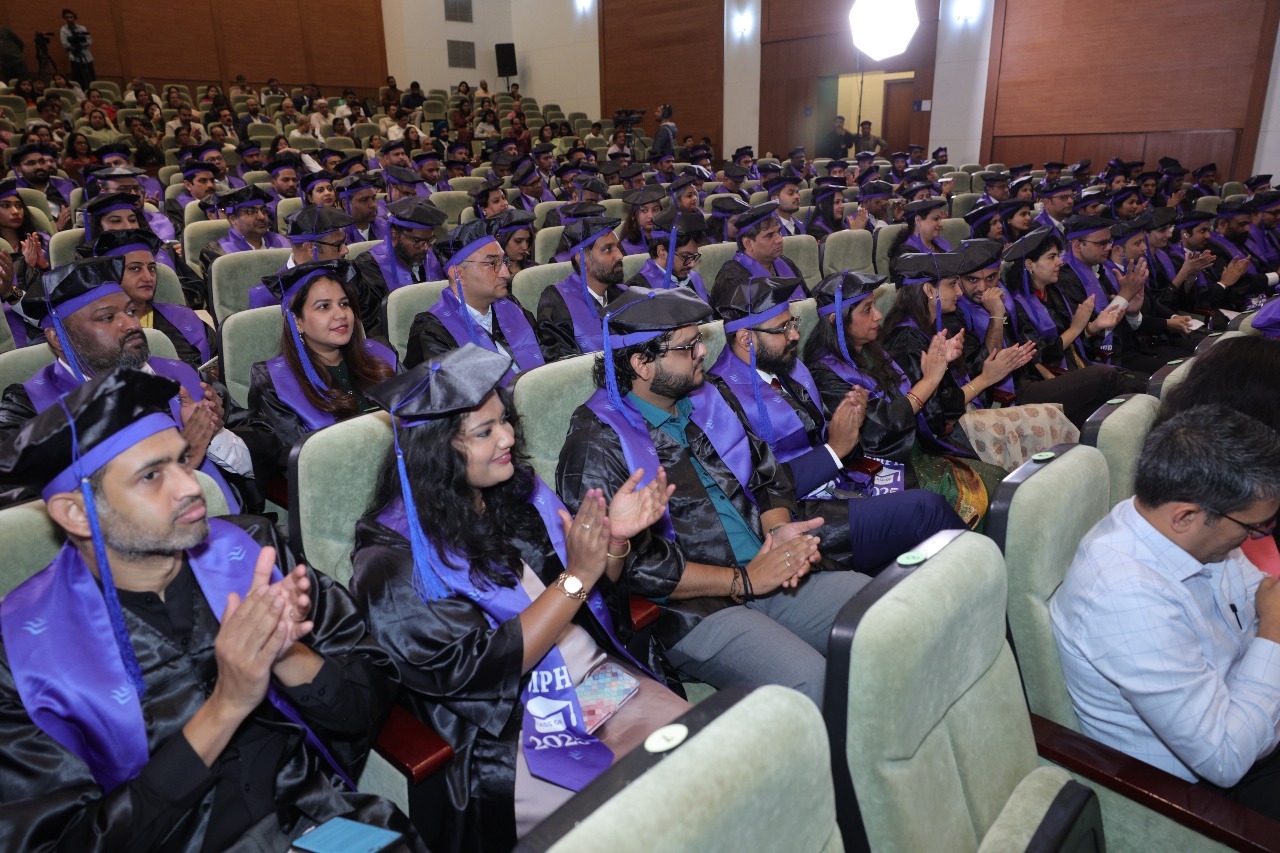 Ms. S Radha Chauhan, Chairperson, Capacity Building Commission, Addresses ISB’s Advanced Management Program Graduation Ceremony - Image 5