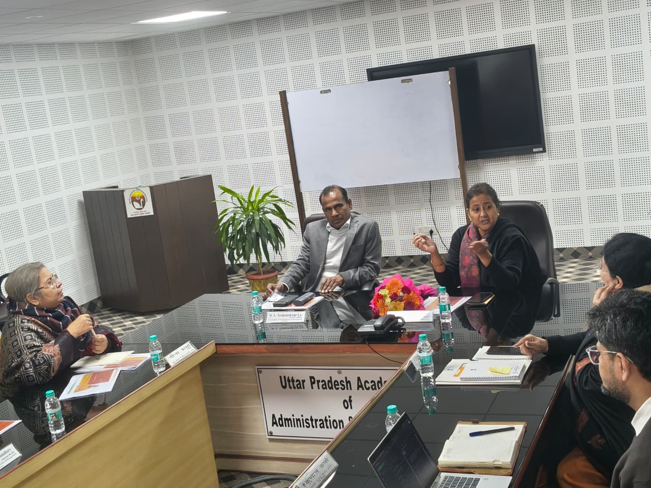 Chairperson CBC, Ms S Radha Chauhan, visited @upacademyup & held detailed discussions with institute leadership