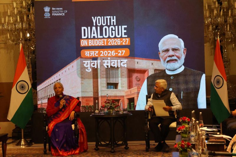 Dr. R. Balasubramaniam, Member-HR, CBC facilitated a Yuva Dialogue between the Hon’ble Finance Minister, Smt. Nirmala Sitharaman, and a diverse group of students - Image 4