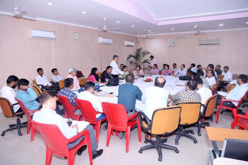 In the run-up to the National Departmental Summit to be organised by the Capacity Building Commission and the Department of Personnel & Training on ‘Institutionalising Capacity Building: From Training to Performance-linked Governance’, a State-level Consu - Image 3