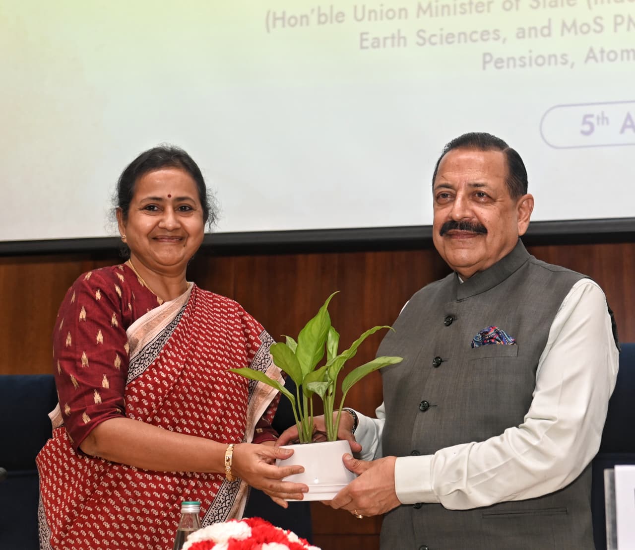 Dr. Jitendra Singh Launches first -ever "Administrative Capacity Building" Programme for Scientists & Academicians Under Mission Karmayogi; aimed to quip academia leaders with governance skills - Image 6