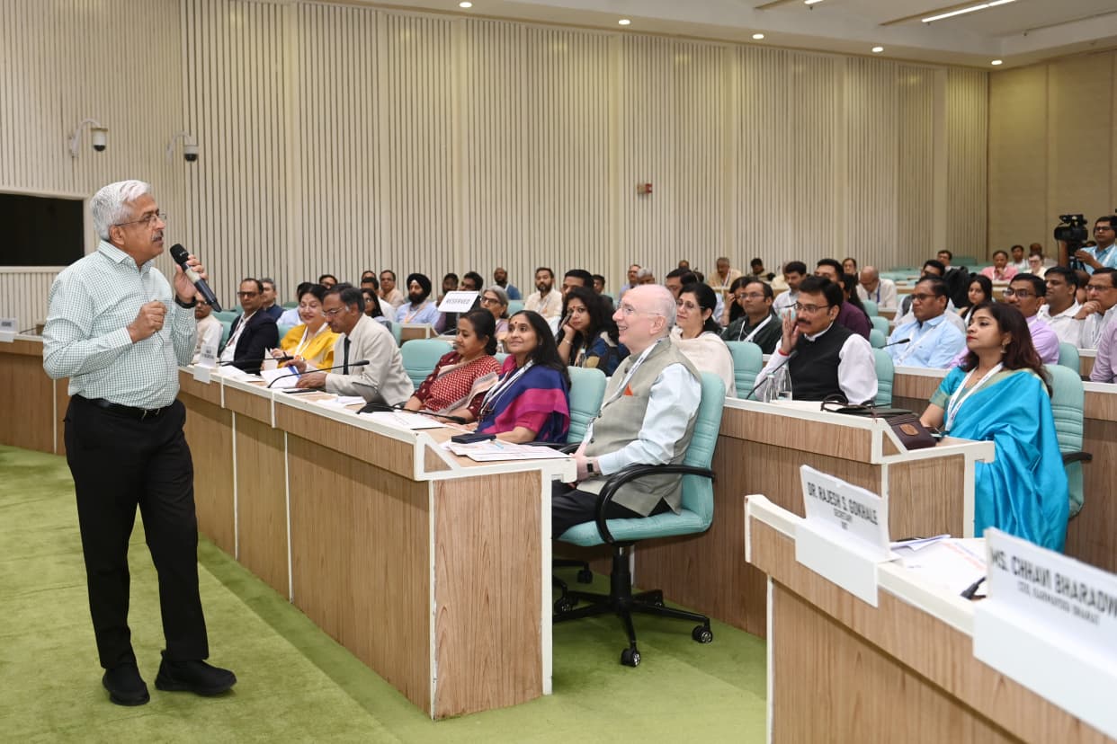 Sādhana Saptah Images