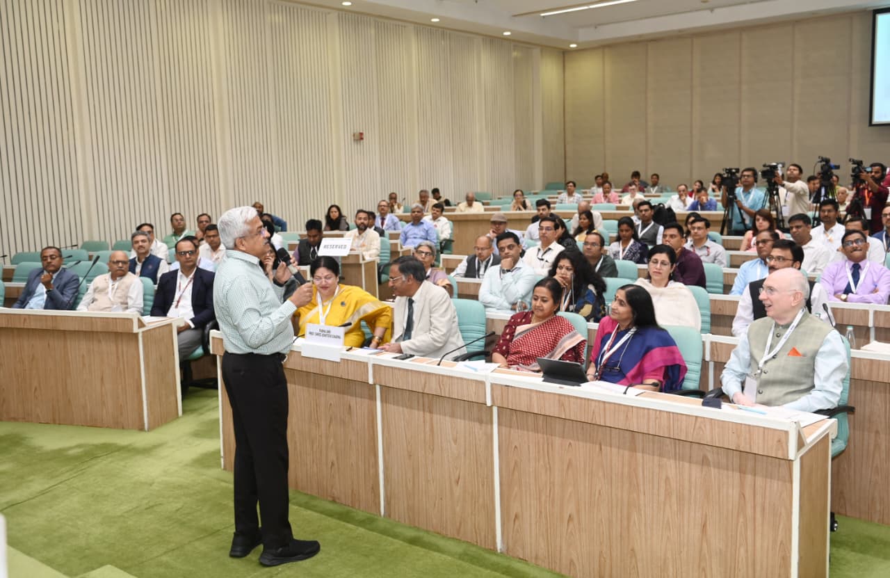 Sādhana Saptah Images