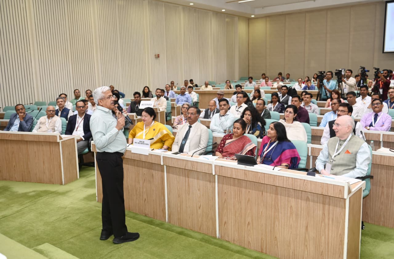 Sādhana Saptah Images