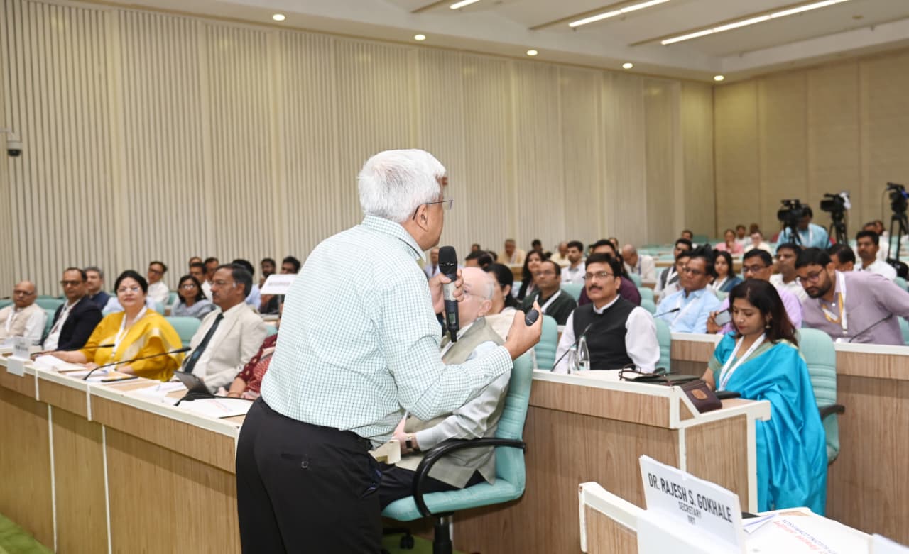 Sādhana Saptah Images