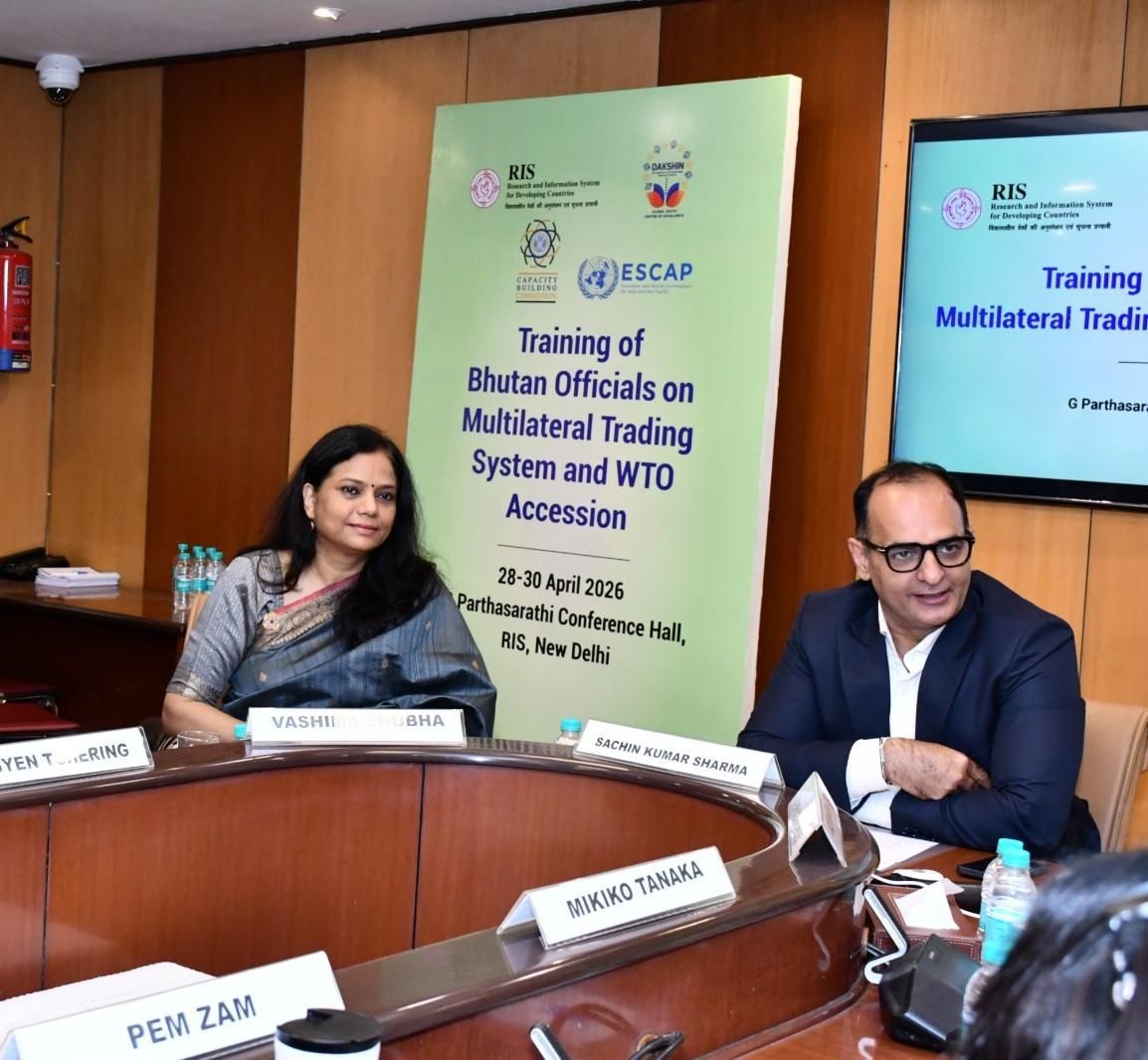 Under the Global Digital Capacity Building Alliance, the Capacity Building Commission (CBC) recently signed an MoU with RIS - Image 2