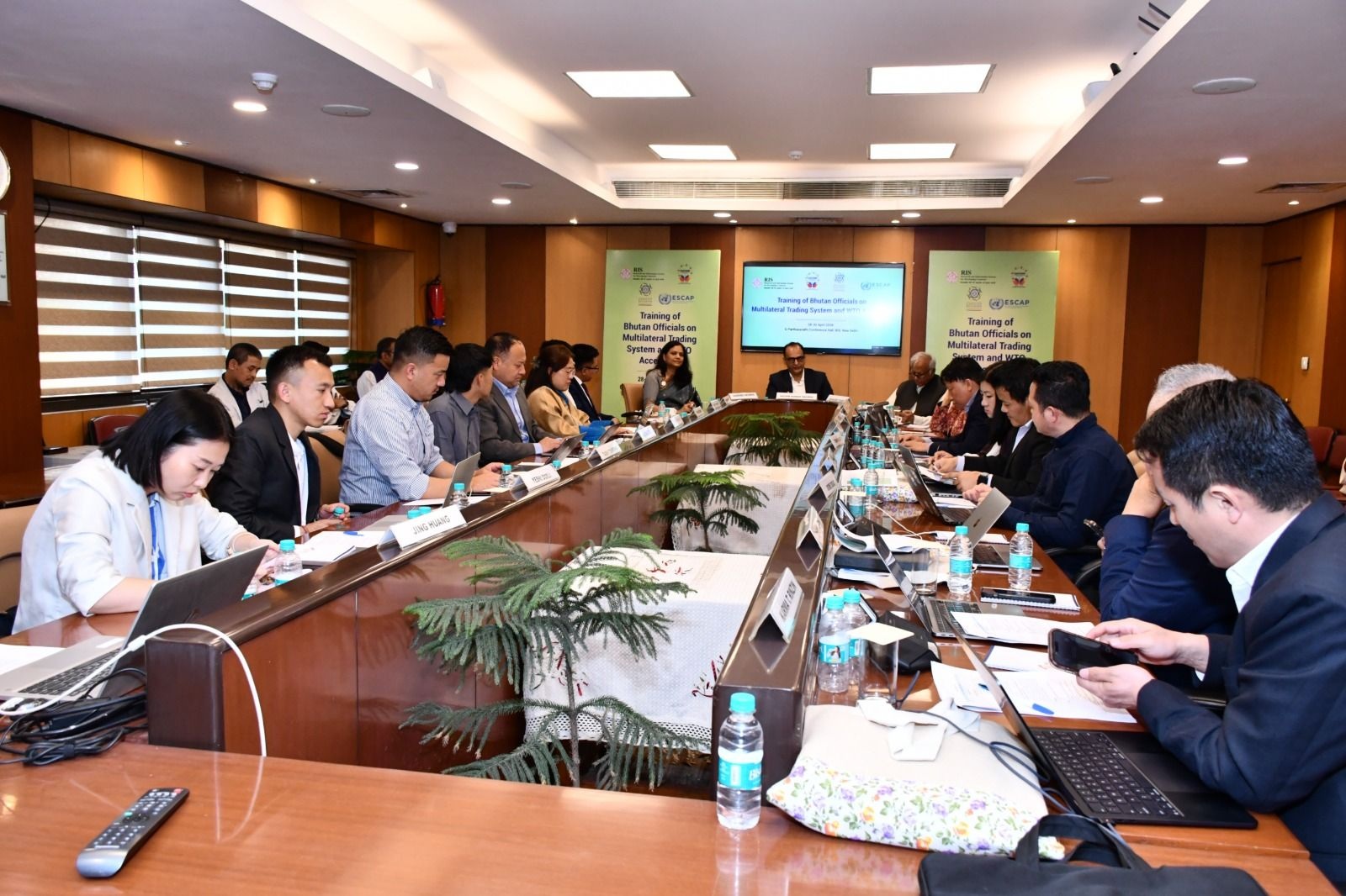 Under the Global Digital Capacity Building Alliance, the Capacity Building Commission (CBC) recently signed an MoU with RIS - Image 3