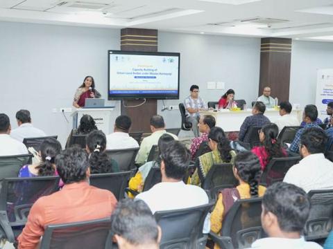 Member (Administration) Dr Alka Mittal addressing the ULB workshop, in Bhubaneshwar, Odisha on 10.07.2025