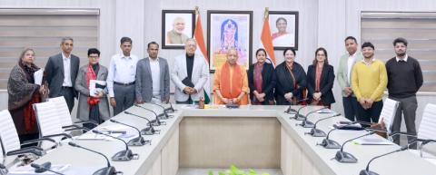 A State-level meeting chaired by Chief Minister of Uttar Pradesh, Yogi Adityanath, was held with the Chief Secretary, Shri Shashi Prakash Goyal and Secretaries of key citizen-facing departments.